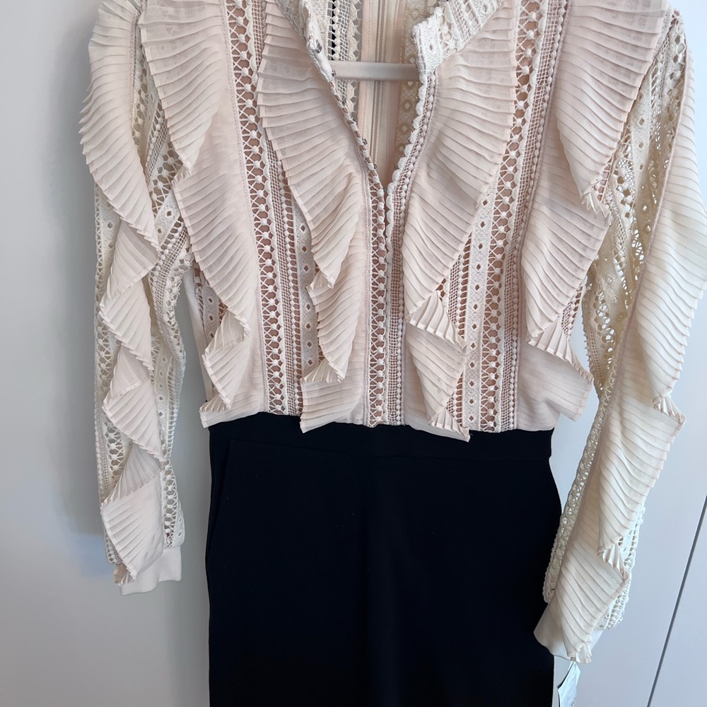 French Connection (Size 4) Elegant Cream Lace Ruffle Blouse